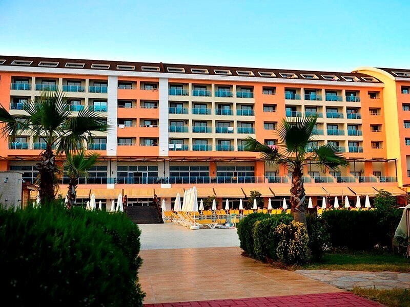 Отель Ayra Beach Resort & Spa 5*